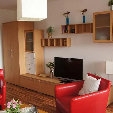 With 2 Bedrooms * Zirkitz