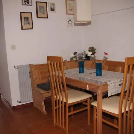 With 2 Bedrooms Zirkitz