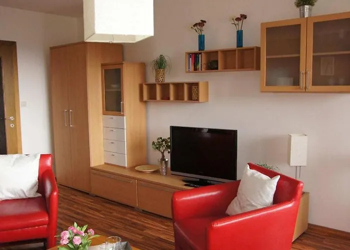 With 2 Bedrooms * Zirkitz